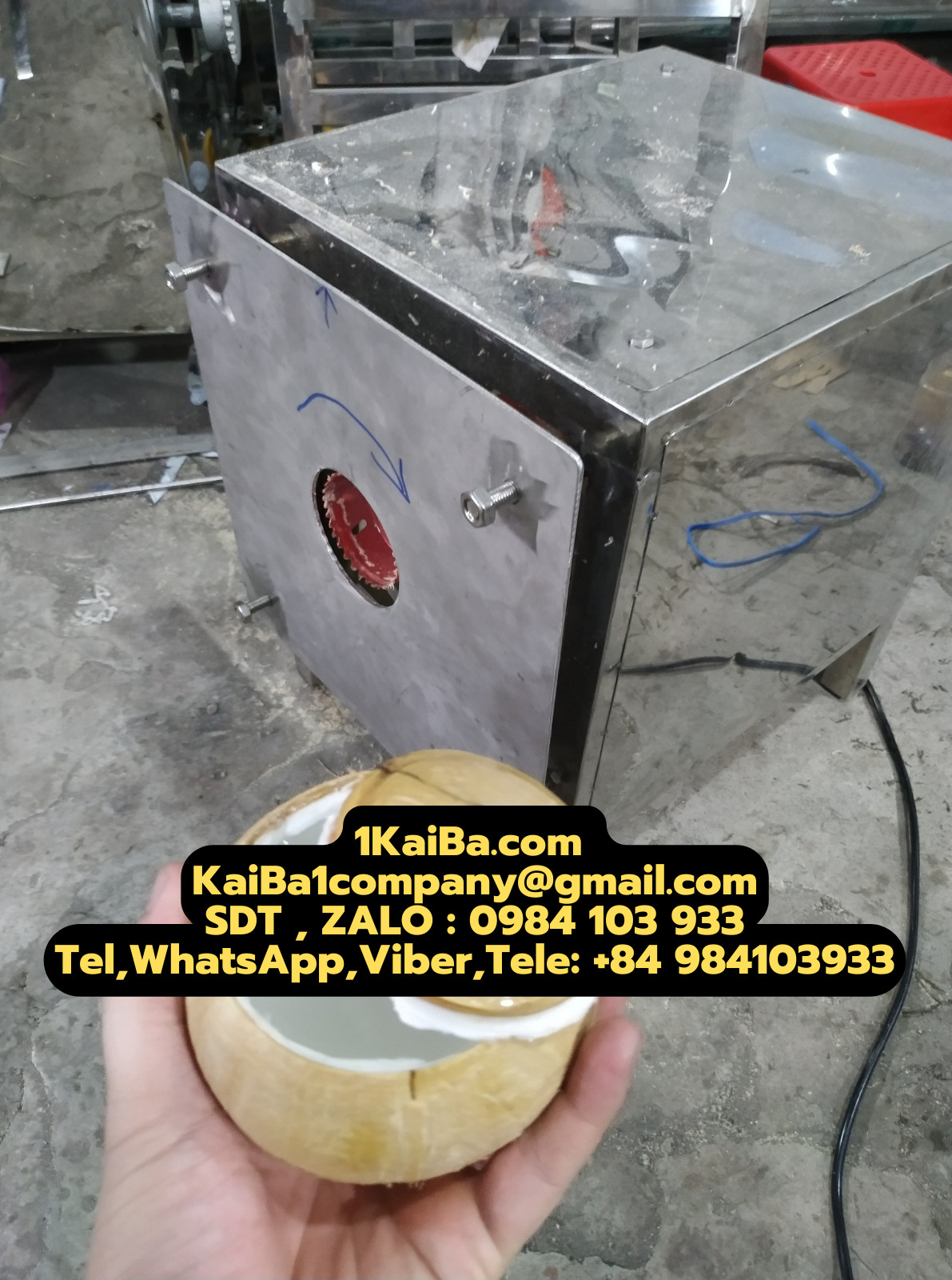 máy đục lỗ dừa